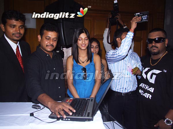 'Kavithai Gundar' Music Album Released