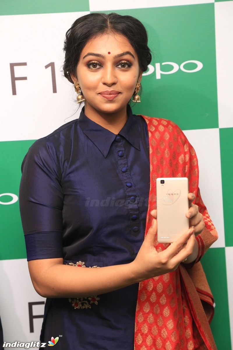 Actress Lakshmi Menon Launches Selfie Expert OPPO F1