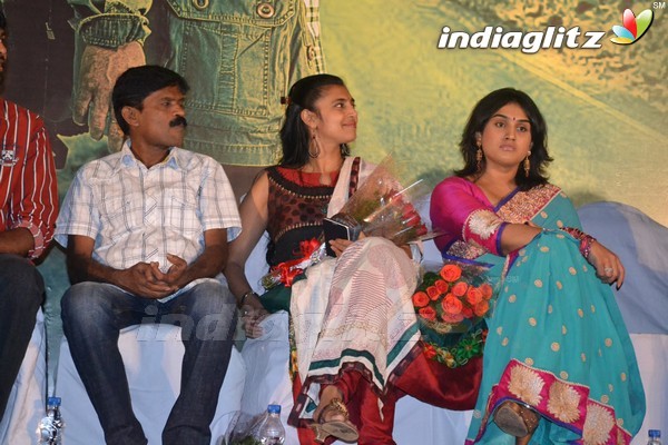 Stars @ 'Naan Rajavaga Pogiren' Audio Launch
