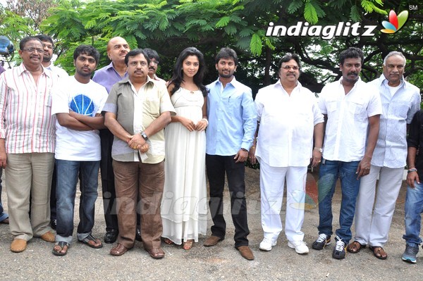 Nani, Amala @ Nimirnthu Nil Telugu Version Launch