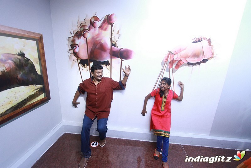 Director Parthiban inaugurated Click Art Museum