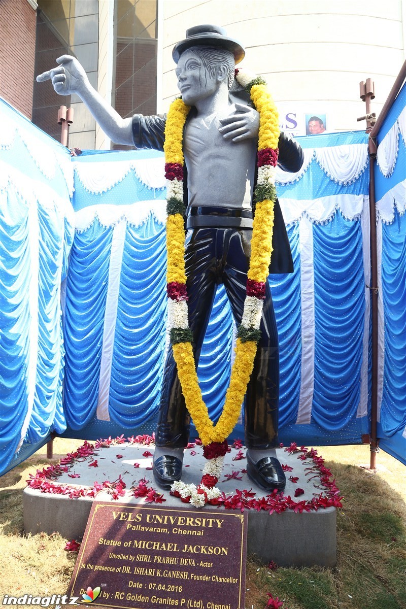 Prabhu Deva Inaugurates Michael Jackson's Granite statue