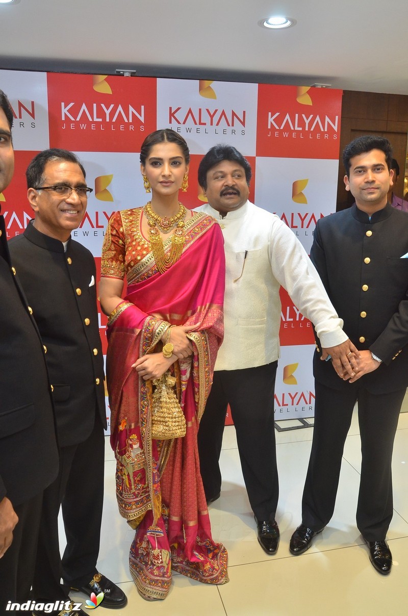 Kalyan jewellers clearance new ad 2019