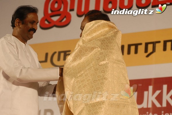 S Ramakrishnan Awarded By Rajini, Vairamuthu