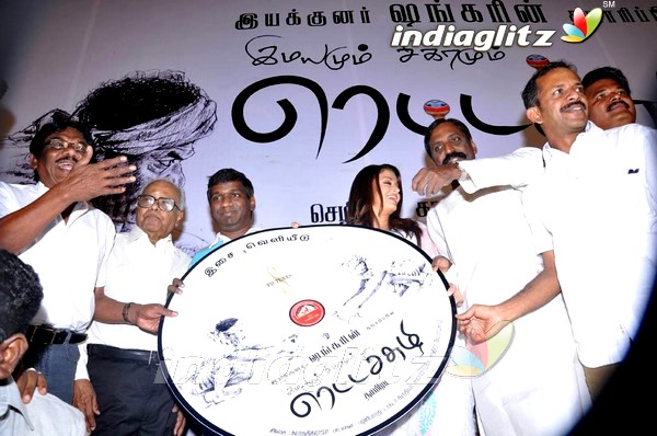 Aishwarya Rai Launches `Rettaisuzhi' Audio