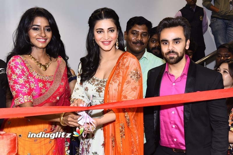 Shruti Haasan launches Neeru's the First Flagship Family Store in Chennai
