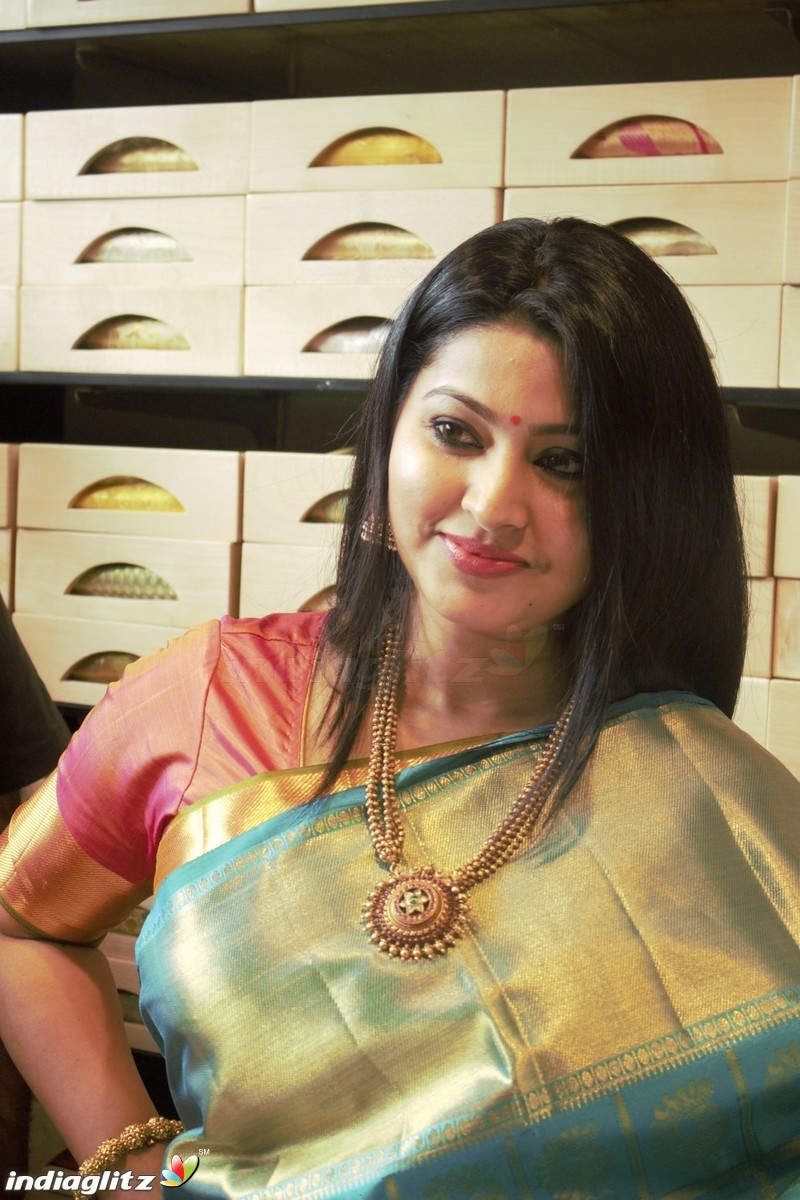 Kanchipuram VRK silks opening with actress Sneha in Coimbatore