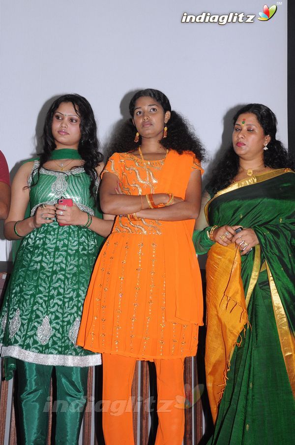 'Thenkasi Pakkathula' Audio Launch