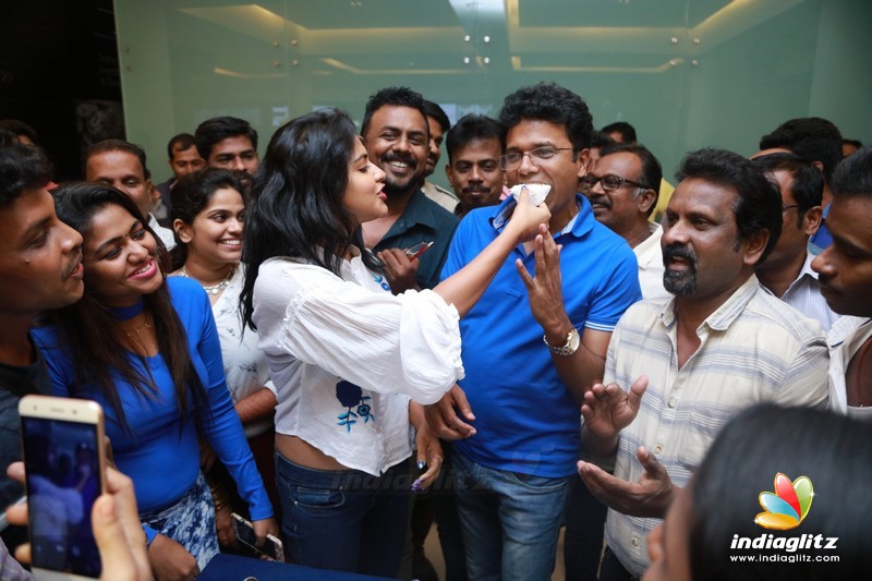 'Thiruttu Payale 2' Mega Hit Celebration at Sathyam Cinemas