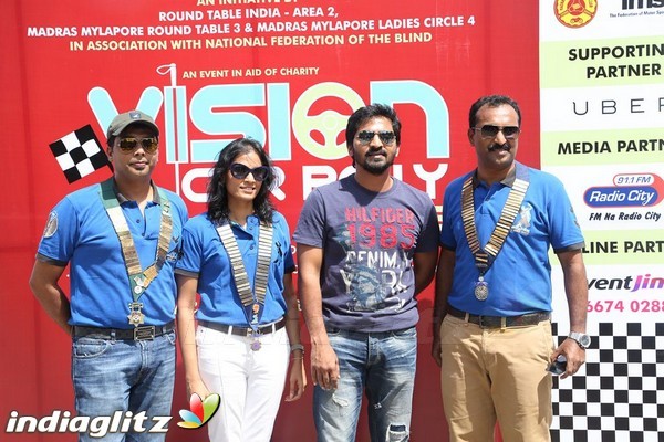 Actor Vaibhav Reddy Flags Off Vision Car Rally 2015