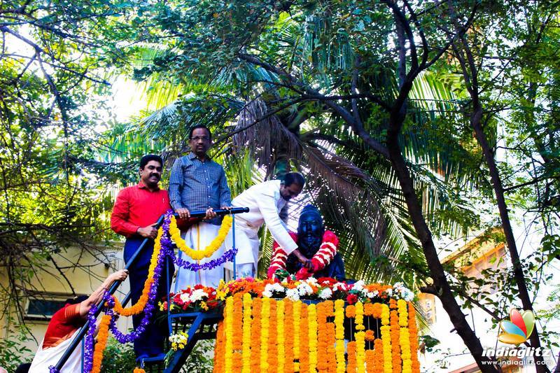 Kaviperarasu Vairamuthu Celebrate Thiruvalluvar Thirunal