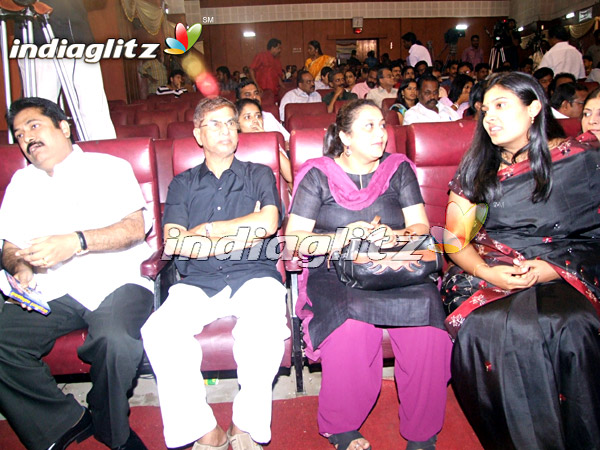 'Vallamai Tharayo' Movie Launch