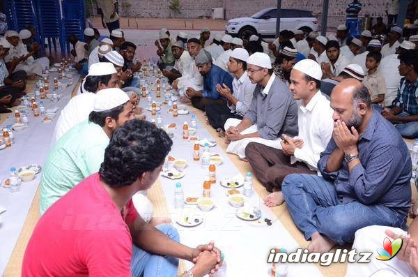 Vijay hosted Iftar Party