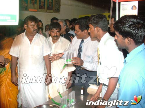 Vijaykanth organized a medical camp for his fans