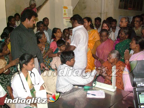 Vijaykanth organized a medical camp for his fans