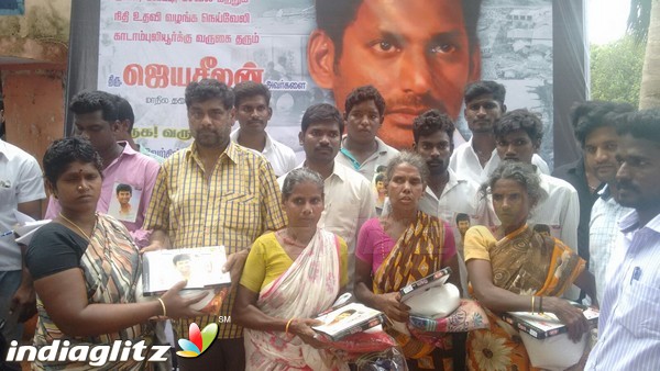 Vishal distributes aid to Gadambaliyoor Village people through his Cuddalore distrct fan club