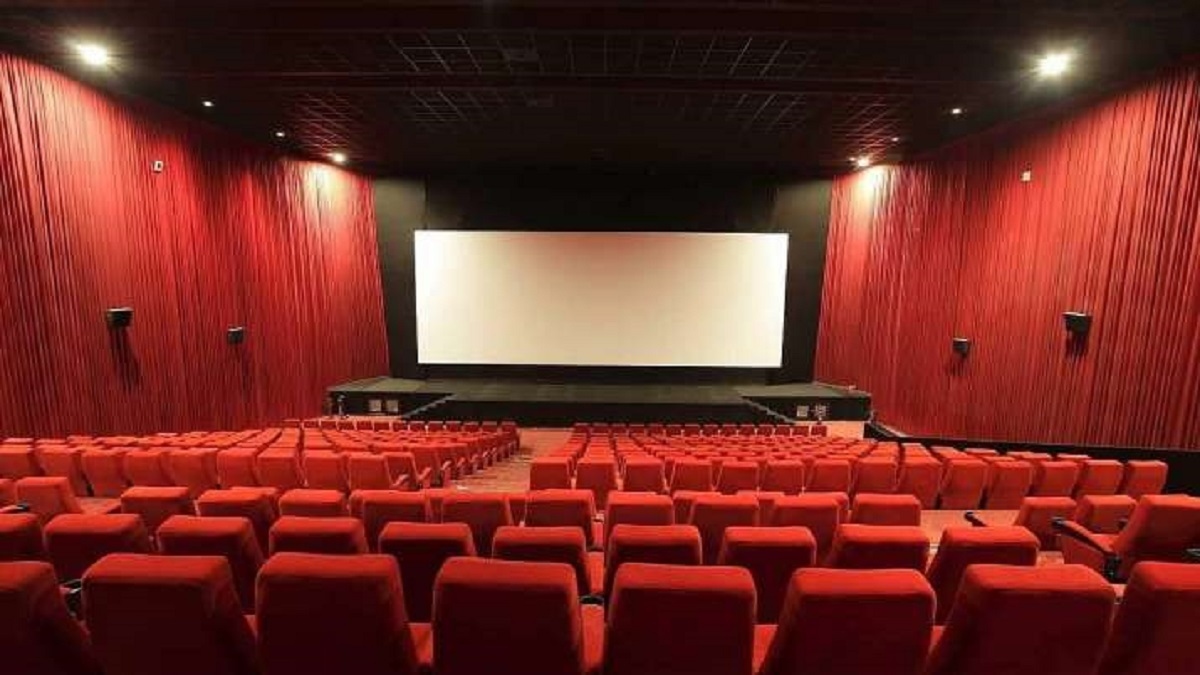 Central govt announces reopening of theatres from this date!