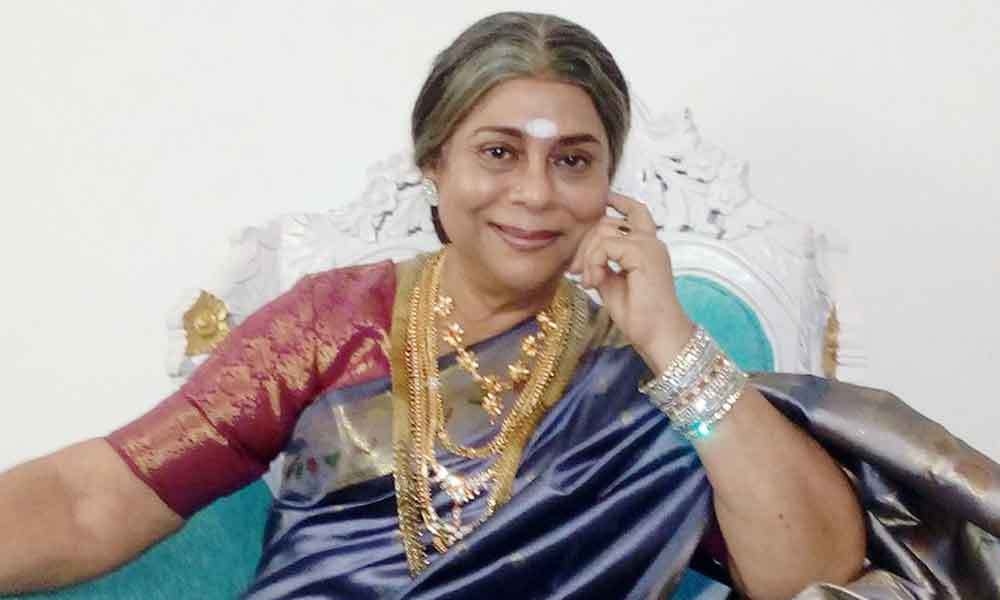 Pandian stores serial popular actress in critical condition in hospital!