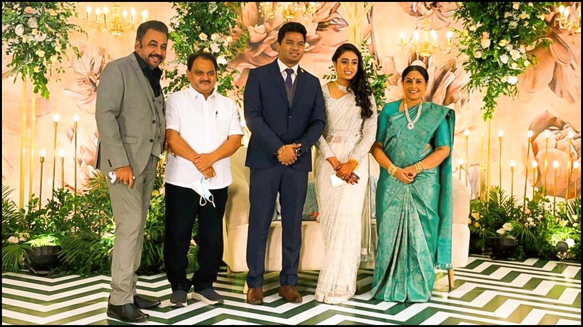Saranya Ponvanna Hd Milf - CM Stalin attends actress Saranya Ponvannan's daughter wedding along with  his family - Tamil News - IndiaGlitz.com