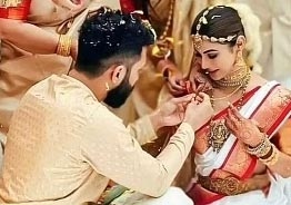 'Nagini' heroine Mouni Roy gets hitched the South Indian way - Pictures flood the internet