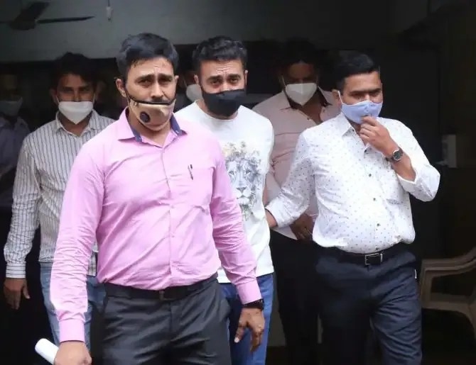 Raj Kundra earned millions illegally through selling porn videos: Police in  official statement - Tamil News - IndiaGlitz.com