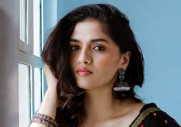 Is actress Sunainaa getting married? - She unveils the truth