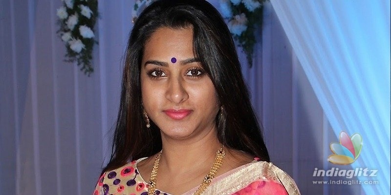Mersal' 'Viswasam' actress Surekha Vani's husband passes away - News -  IndiaGlitz.com