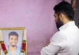 Suriya consoles his late fan's family - Viral clicks