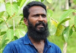 Vetrimaaran to work with this legendary cinematographer for the first time! - Deets inside