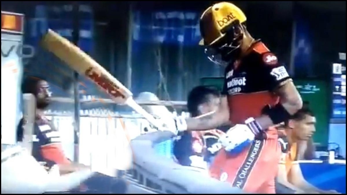 Ipl 2021 Virat Kohli Smashes Chair In Anger After Getting Out Video Goes Viral Tamil News 