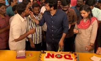 Siva Karthikeyan's birthday celebration photos rock internet!