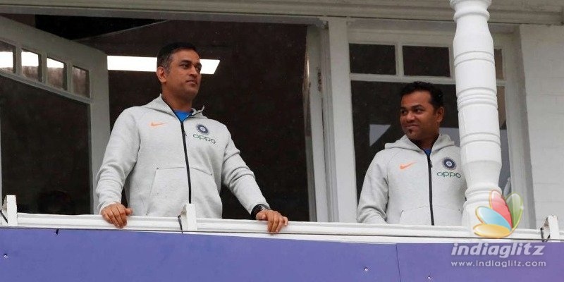 Thala Dhoni absconded on world cup match day