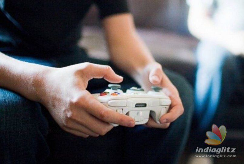 Video game addict stabs father, mother and sister to death