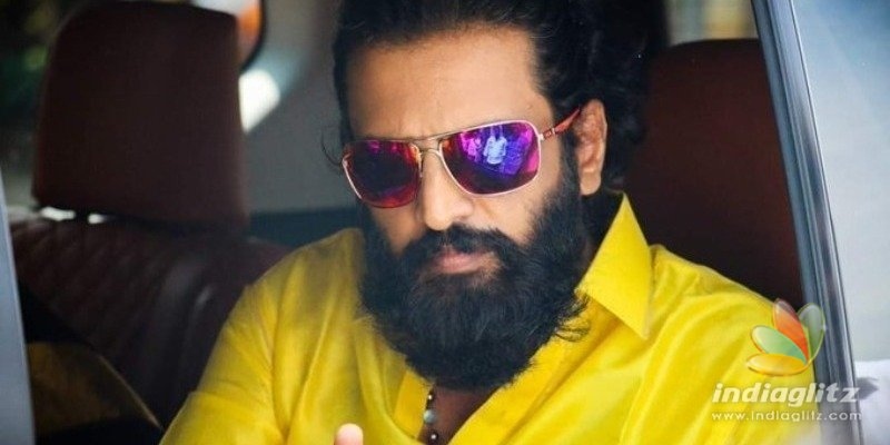 Santhanams rugged mass new look stuns netizens!