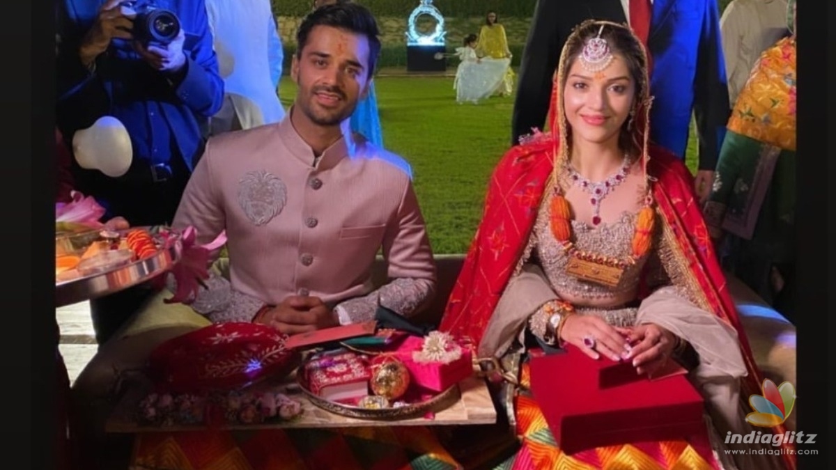 Dhanushs heroine gets engaged - lovely photos turn viral! 