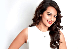 Sonakshi to feature in a peppy number for 'Lingaa'