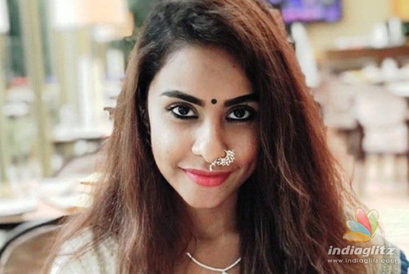 Sri Reddy visits Gaja Cyclone affected areas and gives relief materials