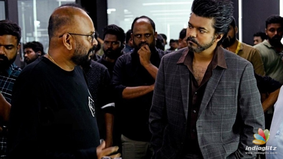 Venkat Prabhu sheds light on the possibility of âMankatha 2â with Ajith Kumar! - Watch