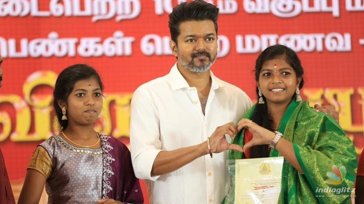 Adorable moments of Vijay and students from TVKs felicitation ceremony! - Full video