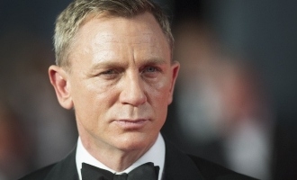 James Bond Daniel Craig as Madhavan-Siddharth's villain? - Check what happened