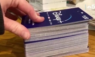 10000 Disney gift cards instead of Disney theme park tickets