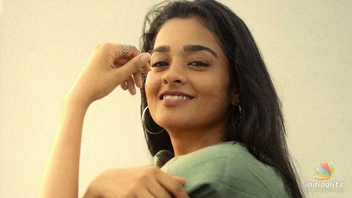 Vikram actress S. Gayathrie shares video of rock climbing experience 