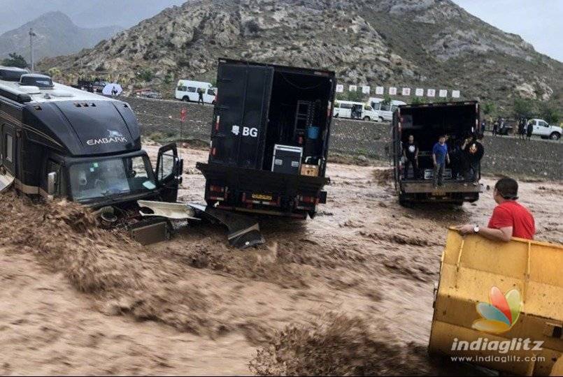 Jackie Chan escapes a dangerous natural disaster in shooting spot