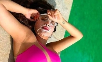 Janhvi Kapoor scorches the internet in pink ribbon bikini