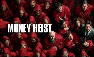 Money Heist Actress Standing before Ganesha Painting Indian Fans viral Photo