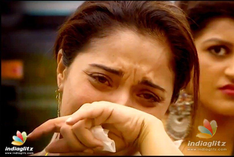 Mumtaj gets emotional and cries after hearing Snehans words