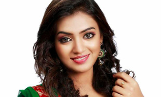 Nazriya involves in street fight and More of Today's News