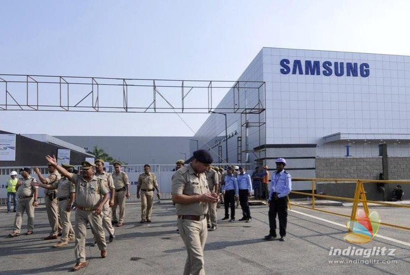 India gets the worlds largest mobile phone factory!