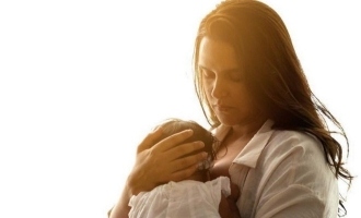 Popular actress's awesome celebration of World Breastfeeding Week