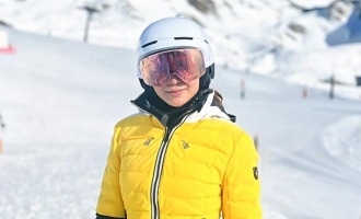 Actress samantha Skiing video goes viral in internet